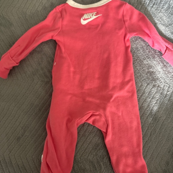 Body - Picture 3 of 3